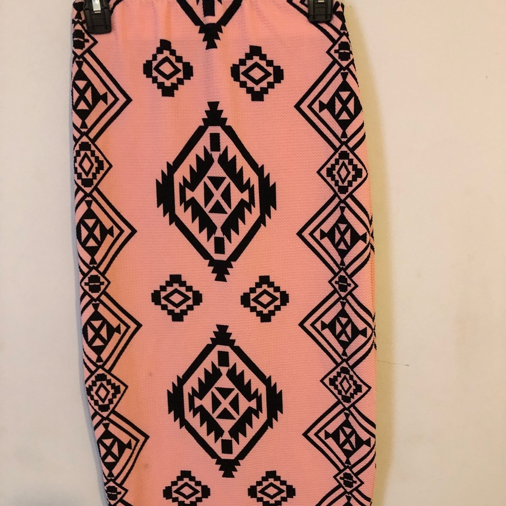 LONG PINK SKIRT